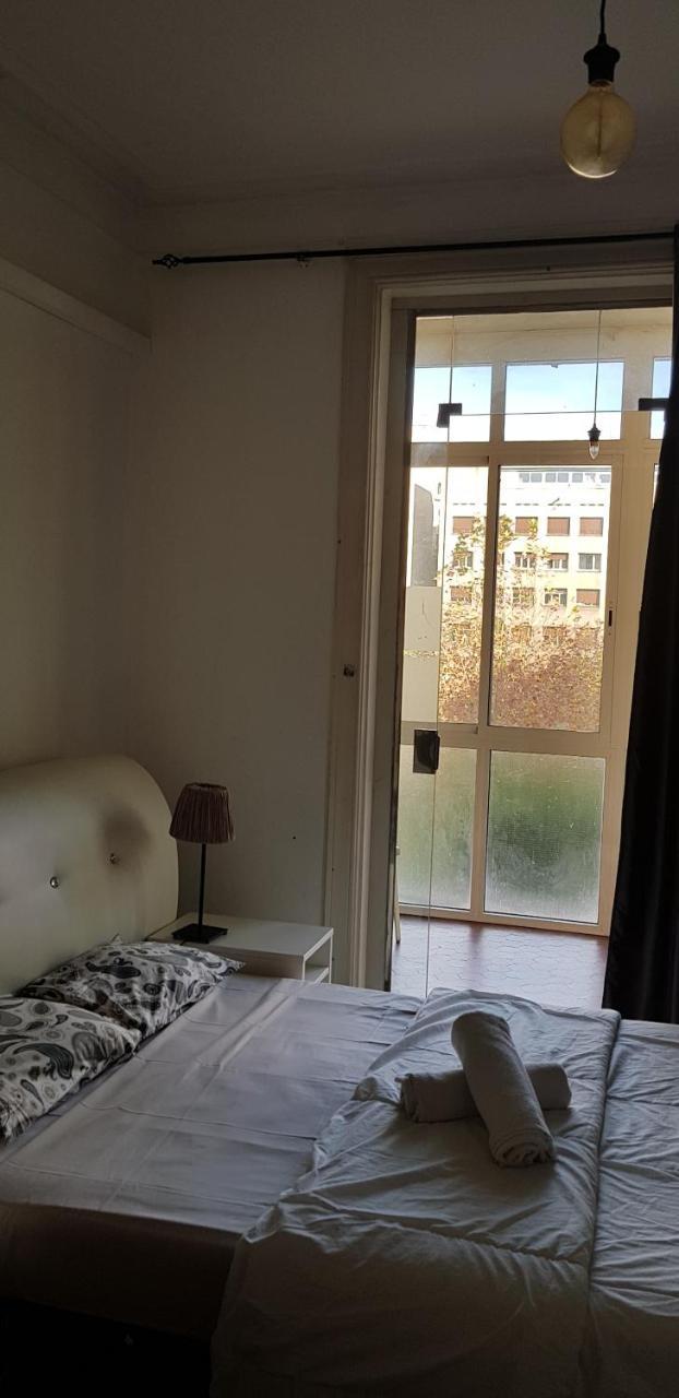 Casa Marisa Hotel Барселона Екстериор снимка